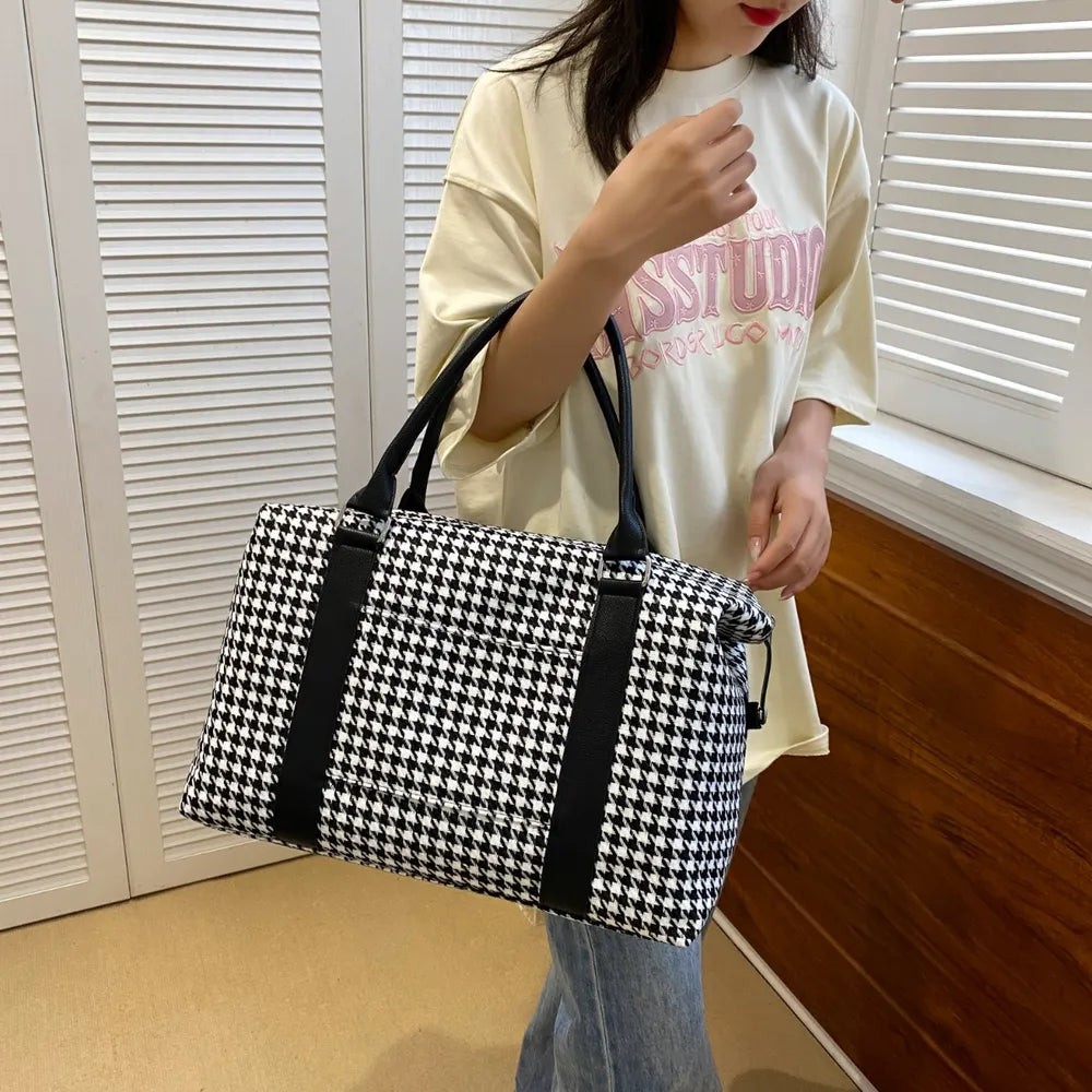 Houndstooth Canvas Travel Bag Carauana Store