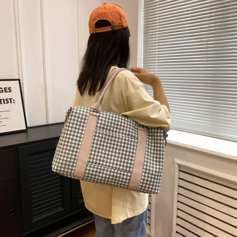 Houndstooth Canvas Travel Bag Carauana Store