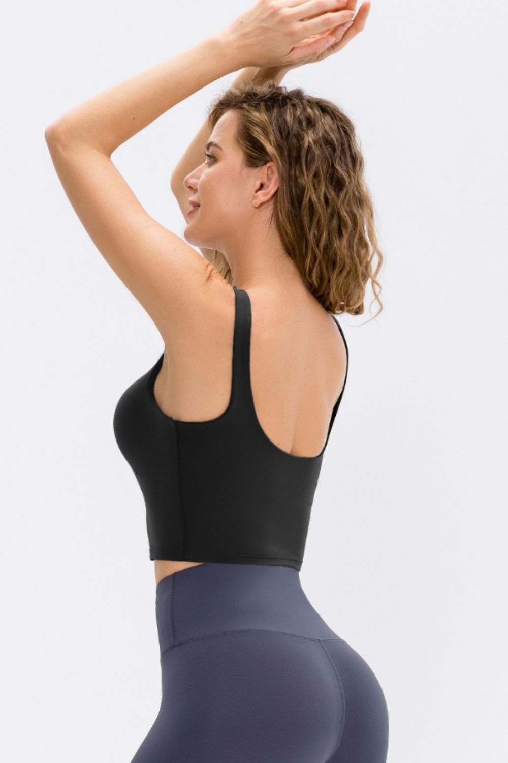 Cropped Scoop Neck Active Tank Top Carauana Store