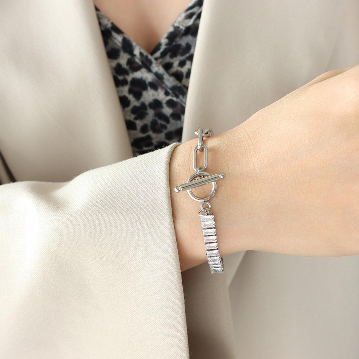 Zircon Titanium Steel Closure Bracelet Carauana Store