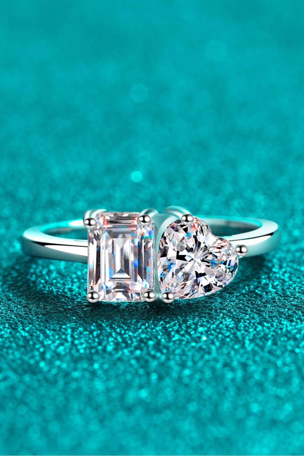Rhodium-Plated 2 Carat Moissanite Ring Carauana Store