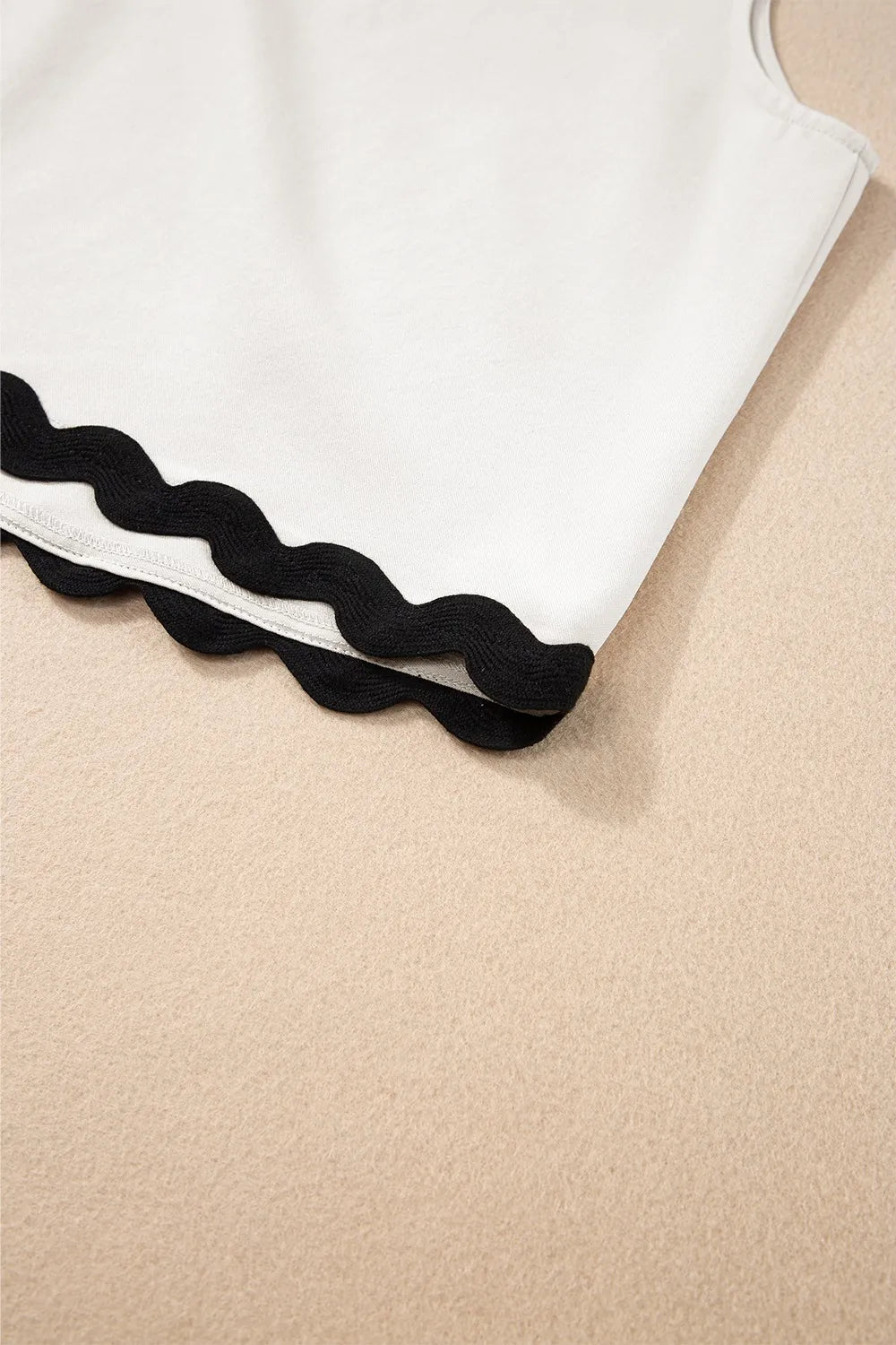 Ricrac Trim Tank Top and Elastic Waist Shorts Set Carauana Store