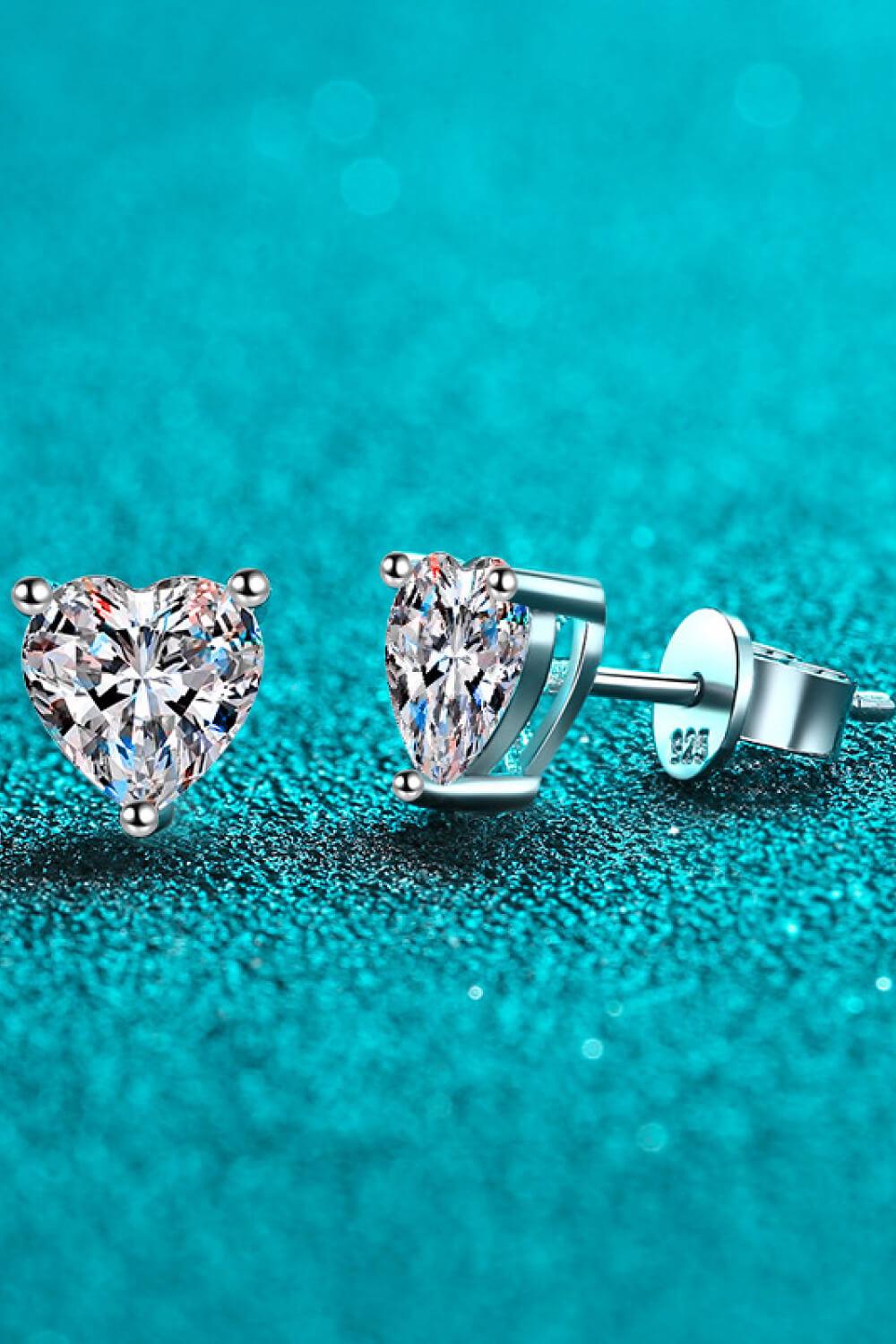 2 Carat Moissanite Heart-Shaped Stud Earrings Carauana Store
