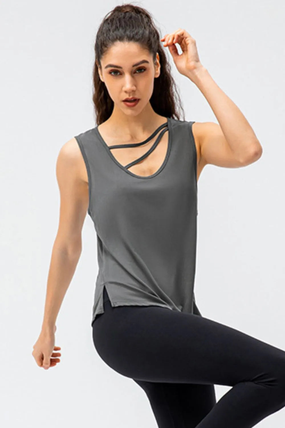 Cutout Reversible Active Tank CaRaUaNa Fashion