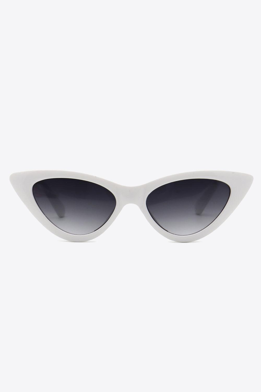 Chain Detail Cat-Eye Sunglasses Carauana Store