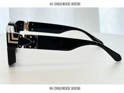 Carauana_Millionaire_GO1_45_DEGREE_SIDE