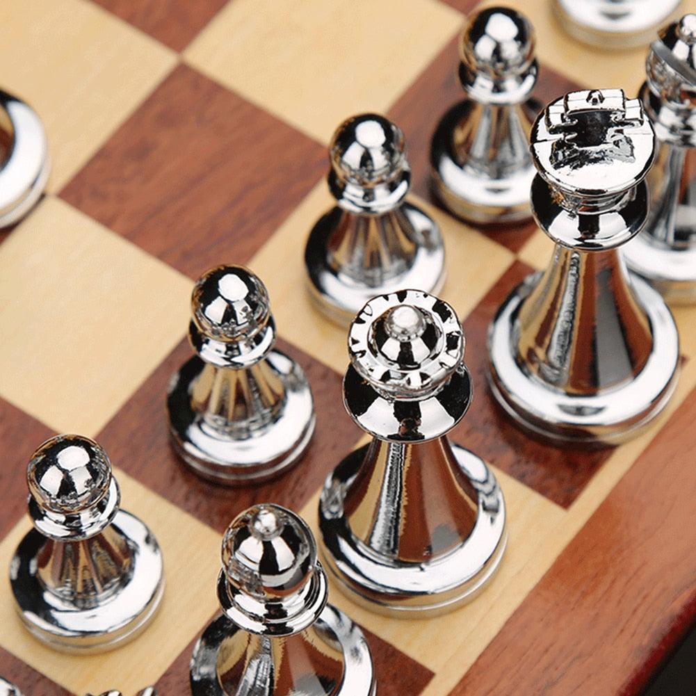 Metal International Chess Game with Exquisite Storage Box Medieval Luxury Chess Carauana Store