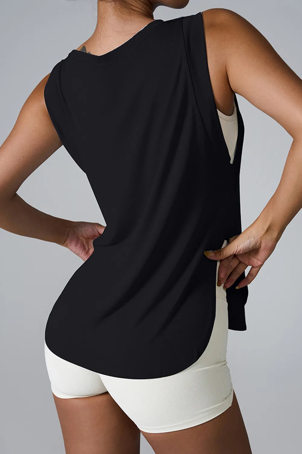 Slit Round Neck Active Tank Carauana Store