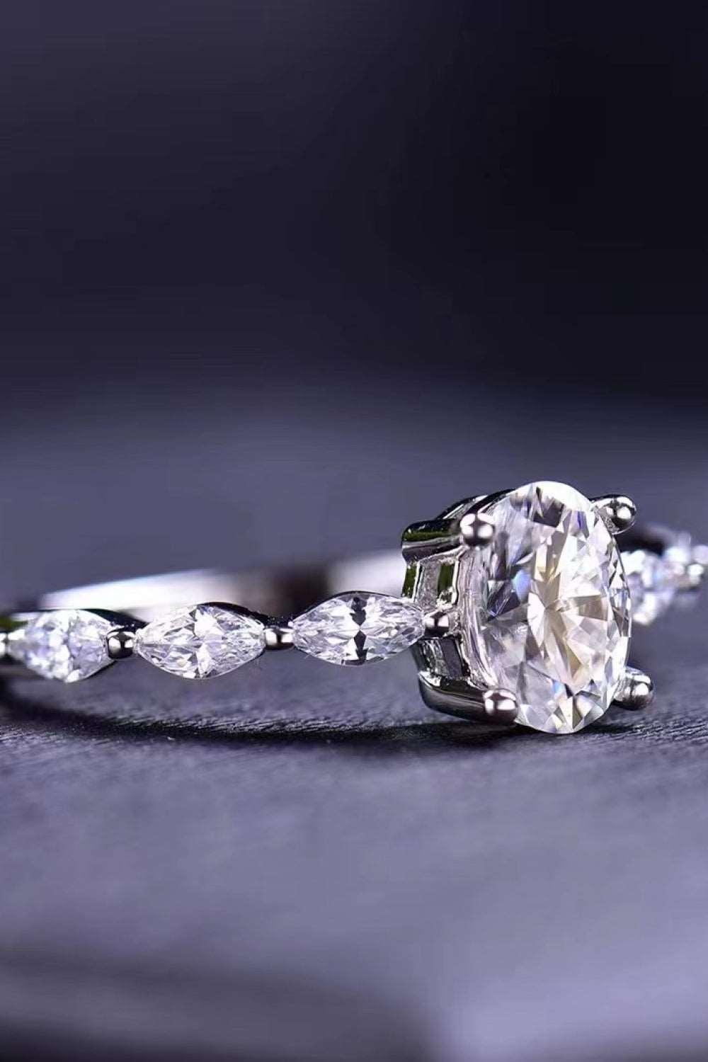 1 Carat Moissanite Oval Ring Carauana Store