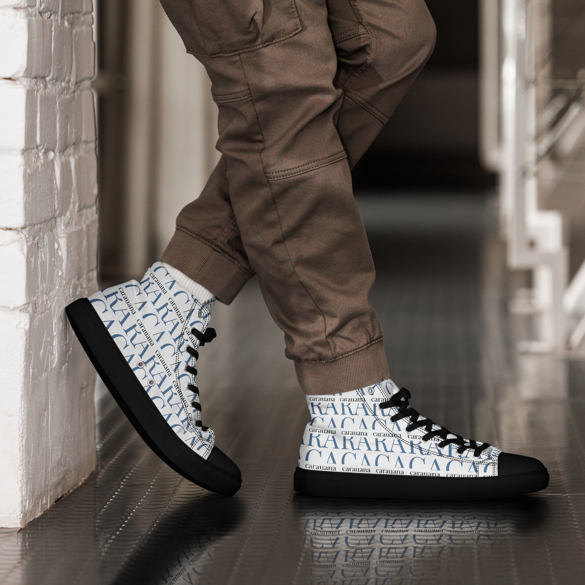 CARAUANA Fashionable high top canvas black ladies Carauana Store