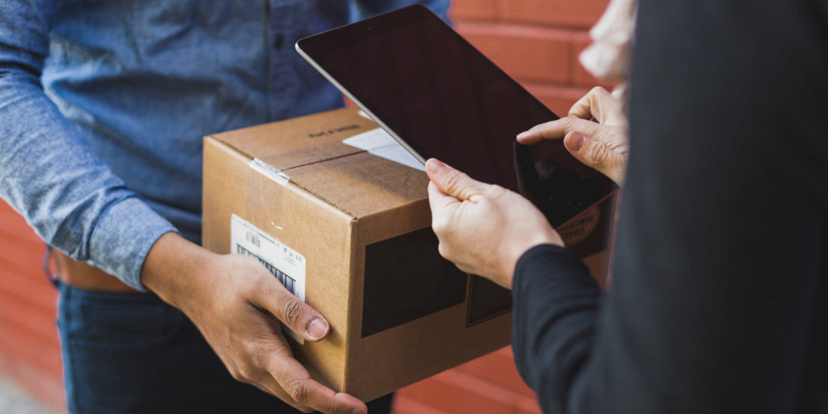 receiving-shipping-box-on-ipad